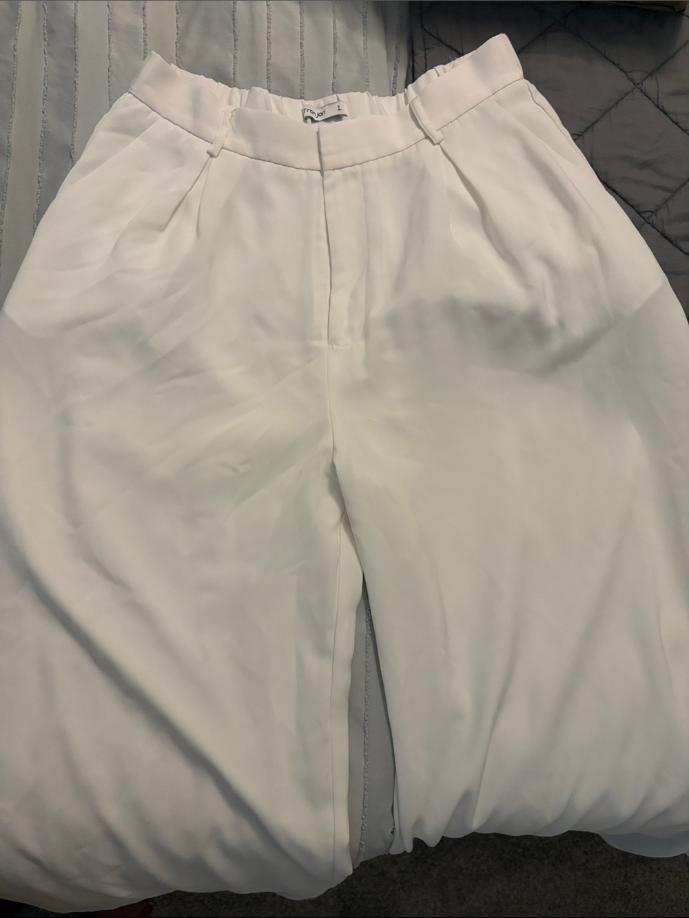 High-Rise White Wide-Leg Pleated Trousers